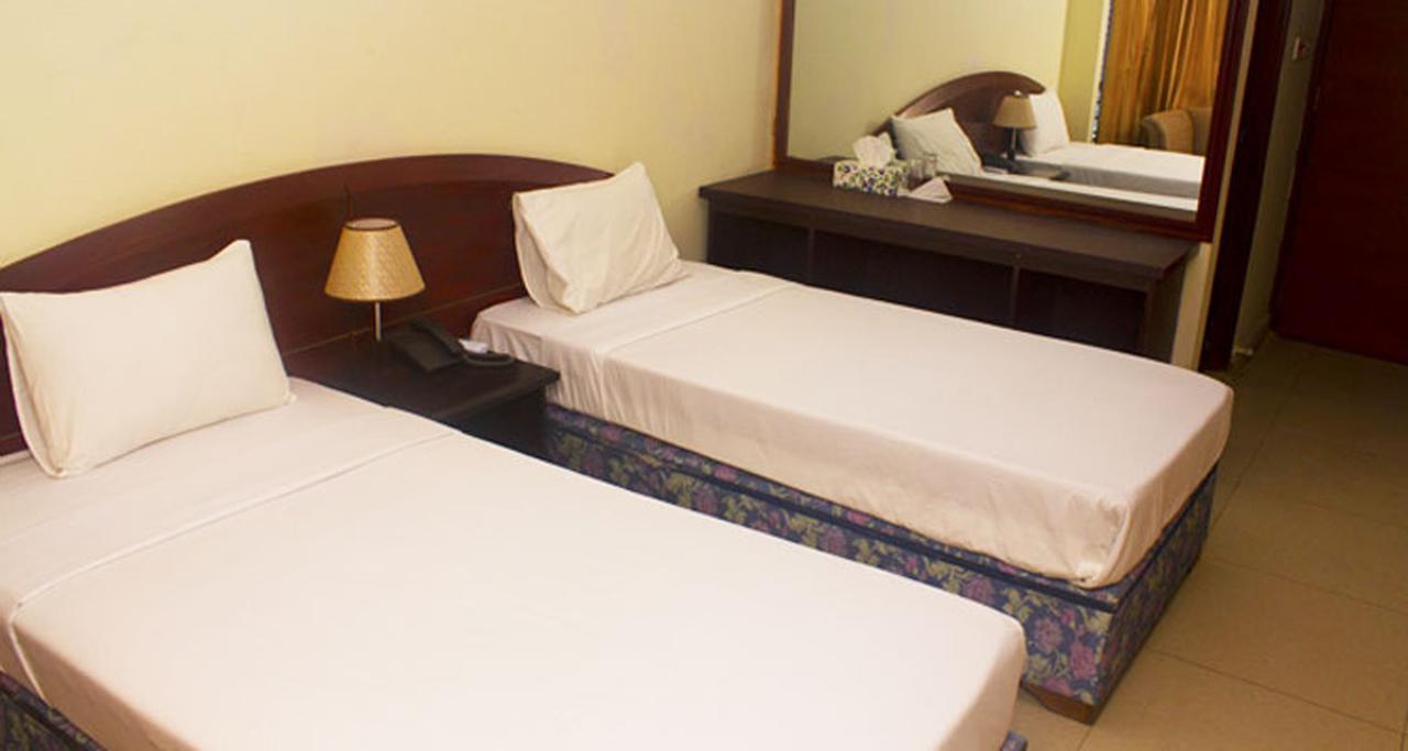 Hotel Tea Tree & Resort Дакка Экстерьер фото